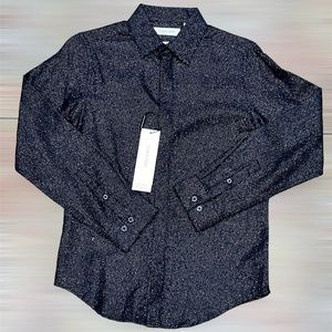 New! Calvin Klein Dress Shirt

Black

Size 10 boys